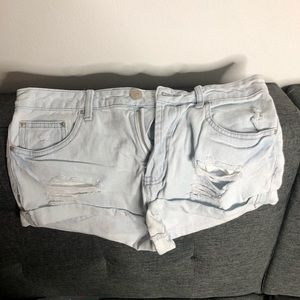 F21 distressed white washed jean shorts never worn